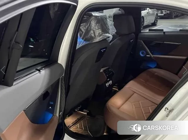 BMW 5 Series (G60) id 3398944 из Кореи 17