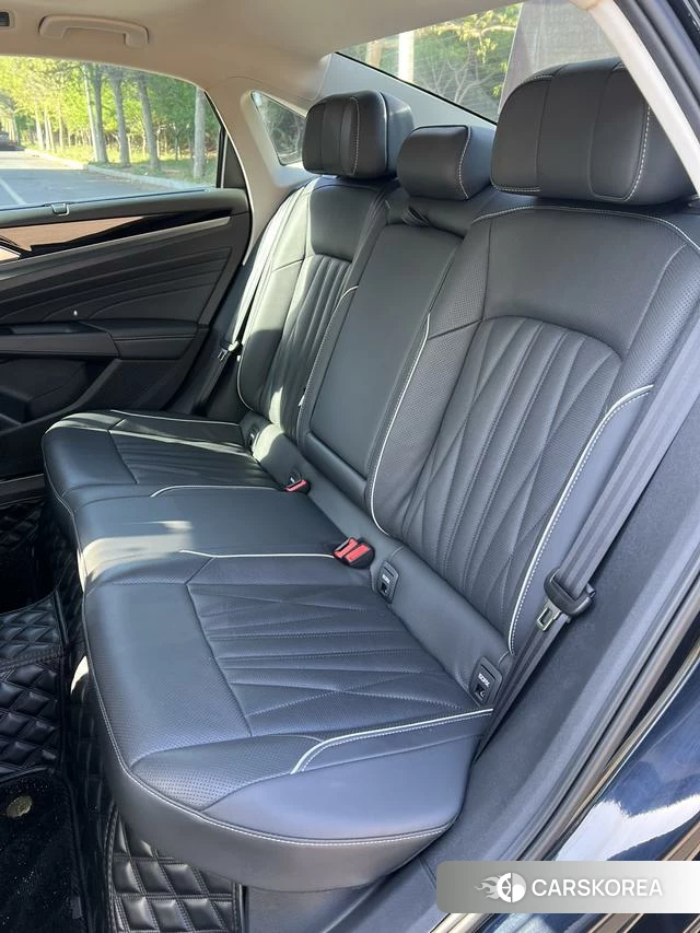 Volkswagen Passat id 4274102 из Китая 18