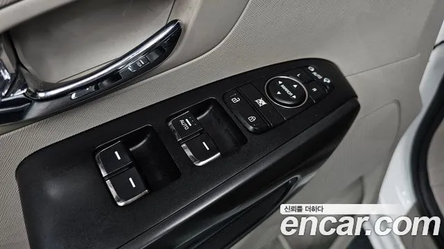 Kia The New Carnival id 2705547 из Кореи 17