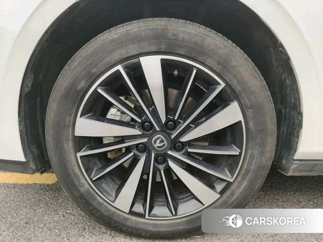 Chang'an Yidong PHEV id 3939404 из Китая 19