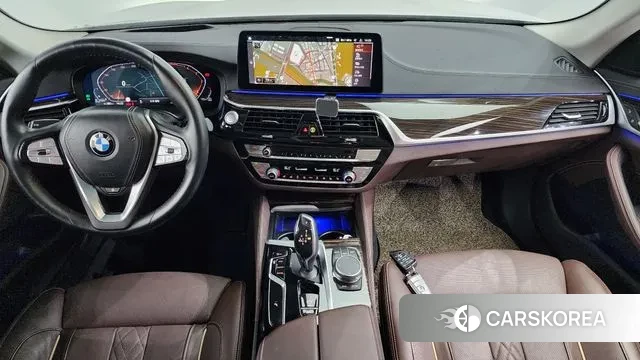 BMW 5 Series (G30) id 2968863 из Кореи 17