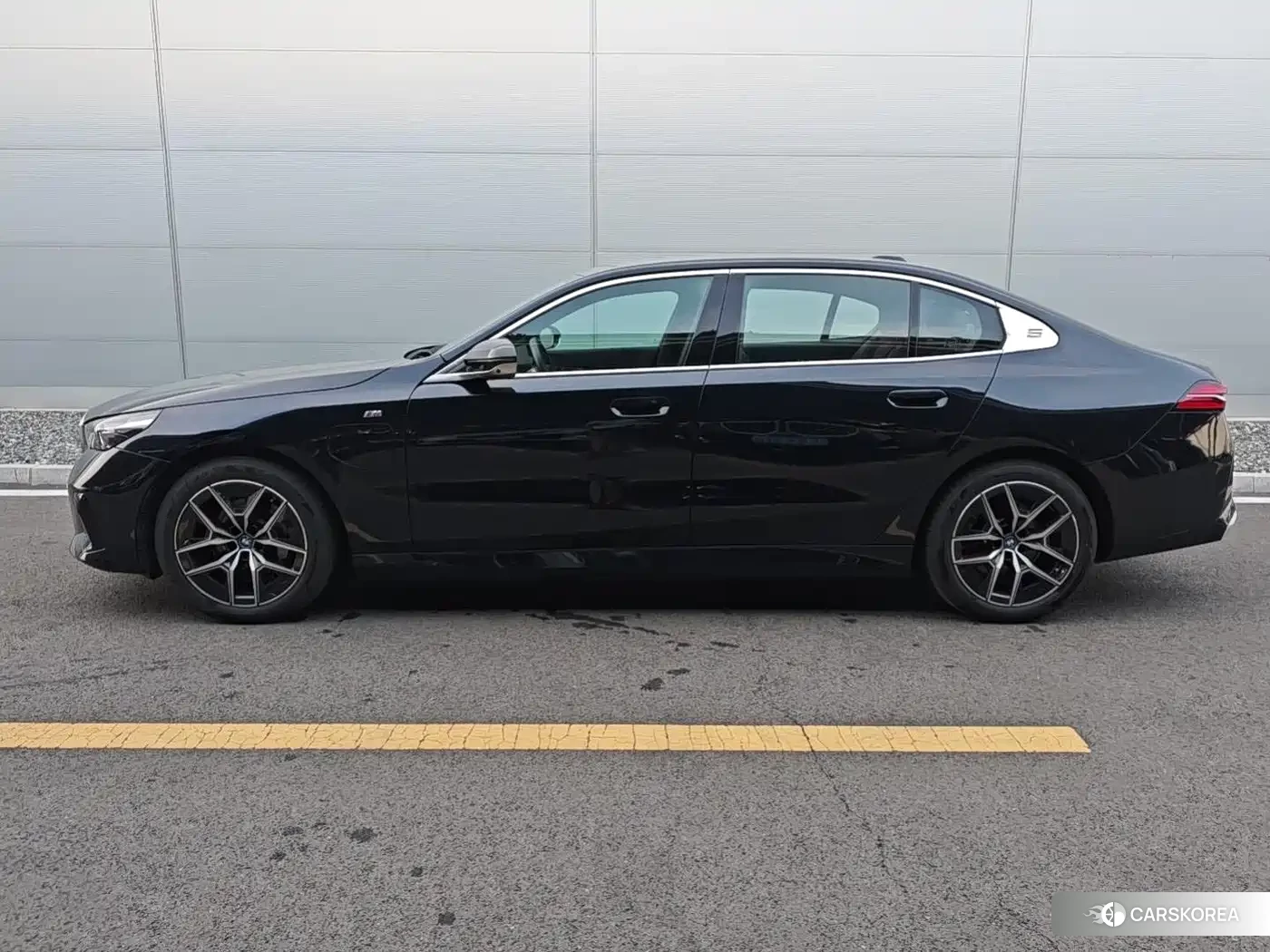 BMW i5 id 4617206 из Китая 14