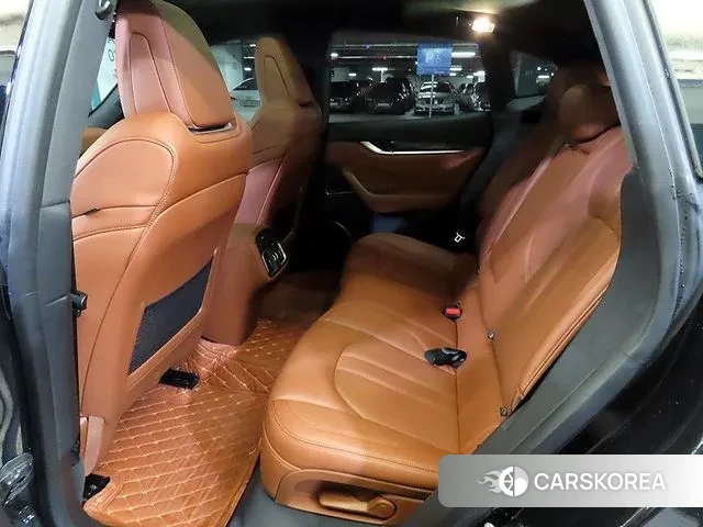 Maserati Levante id 3538185 из Кореи 17