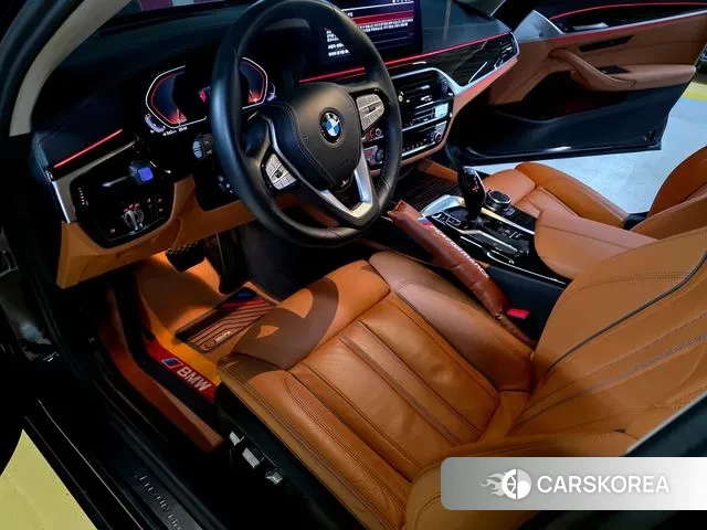 BMW 5 Series (G30) id 3288089 из Кореи 11