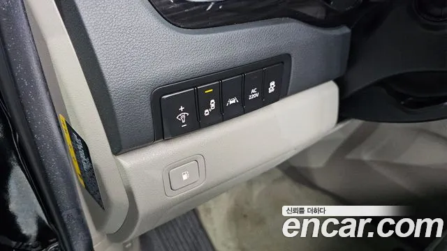 Kia The New Carnival id 2680734 из Кореи 17