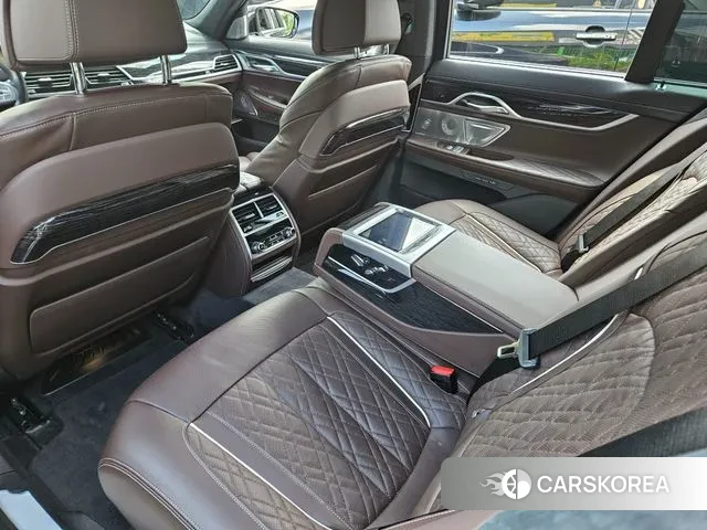 BMW 7 Series (G11) id 3043203 из Кореи 13