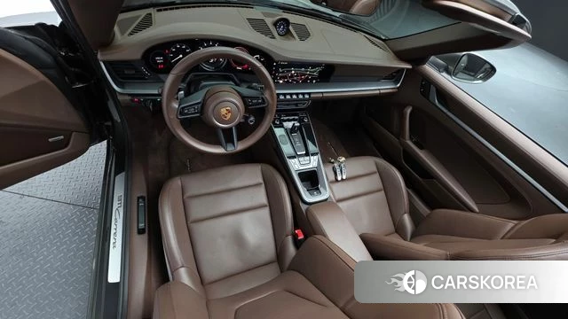 Porsche 911(992) id 3850840 из Кореи 17