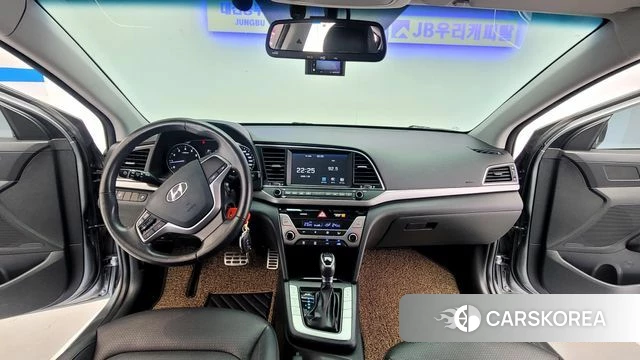 Hyundai Avante AD id 4626451 из Кореи 12