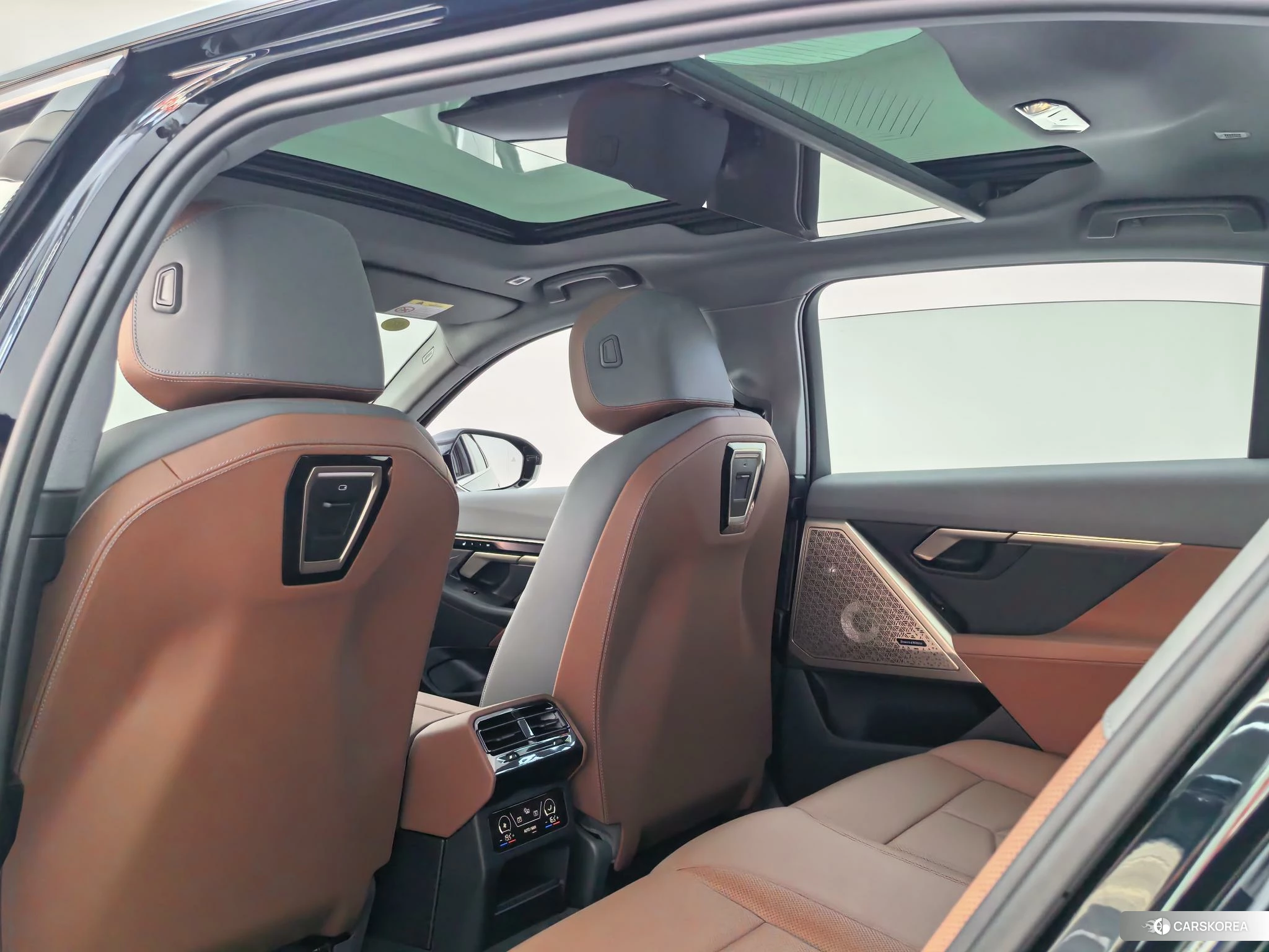BMW 5 series id 4420391 из Китая 12