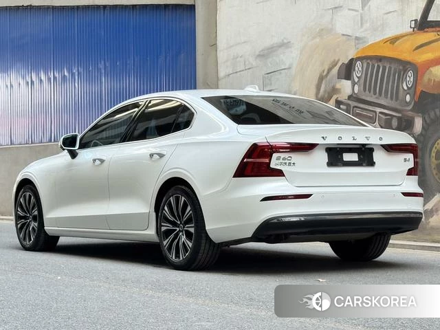 Volvo S60 id 4213478 из Китая 10