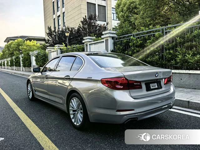 BMW 5 series PHEV id 4212751 из Китая 15