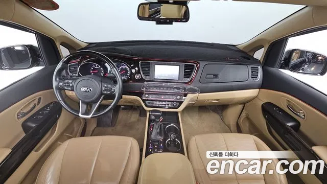 Kia The New Carnival id 2476776 из Кореи 17