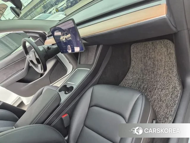 Tesla Model Y id 3477009 из Кореи 7