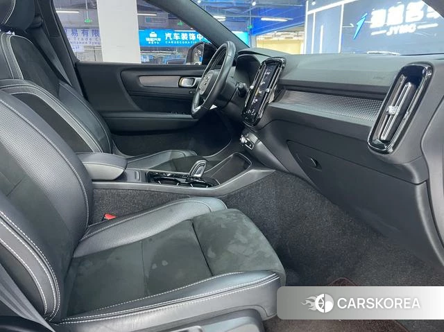 Volvo XC40 id 4213820 из Китая 10