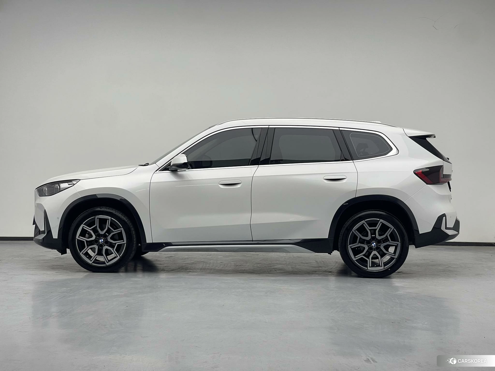 BMW X1 id 4452879 из Китая 17