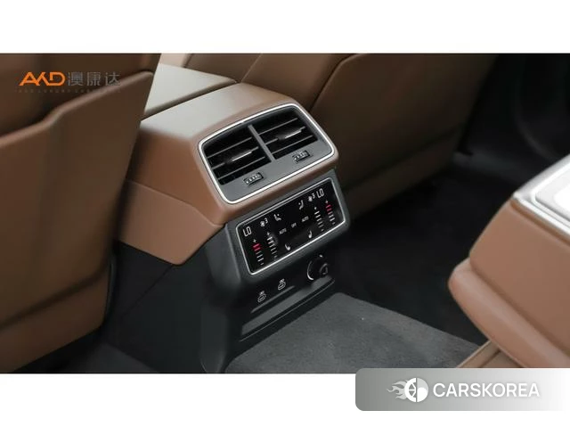 Audi A7L id 4335189 из Китая 7