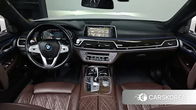 BMW 7 Series (G11) id 3634999 из Кореи 17