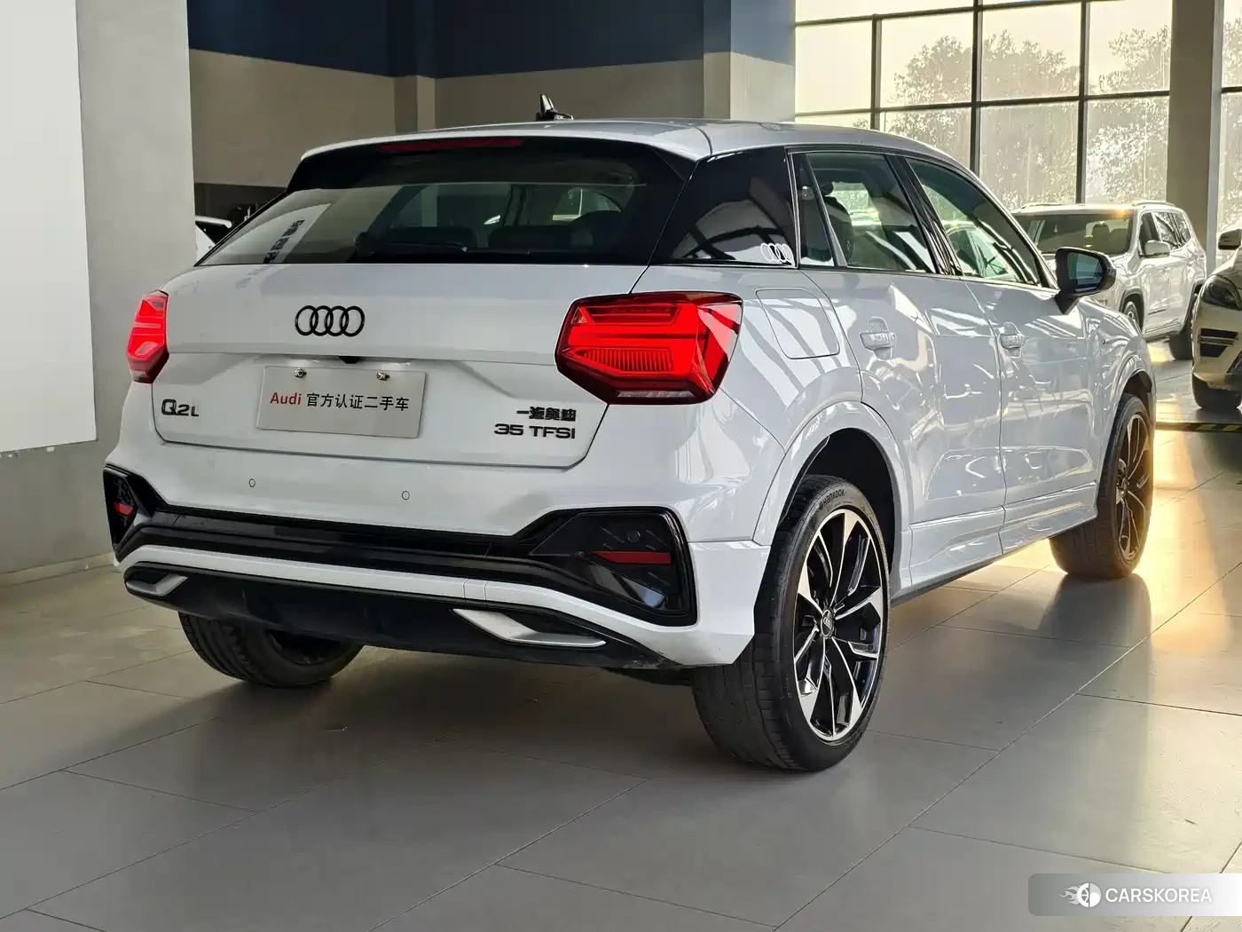 Audi Q2L id 4583626 из Китая 12