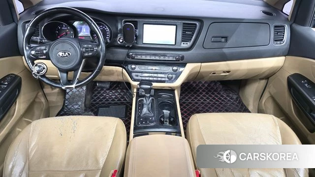 Kia All New Carnival id 4937850 из Кореи 17