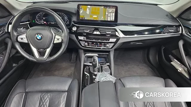 BMW 5 Series (G30) id 3697820 из Кореи 17