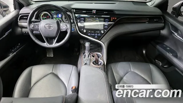 Toyota Camry (XV70) id 2826920 из Кореи 17