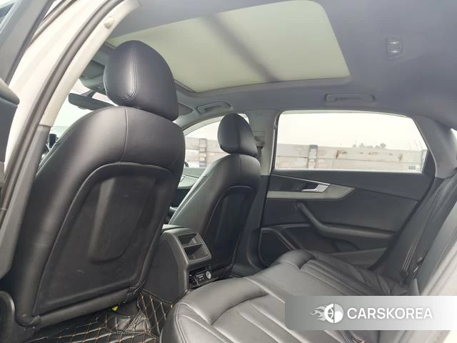 Audi A4L id 3882460 из Китая 7