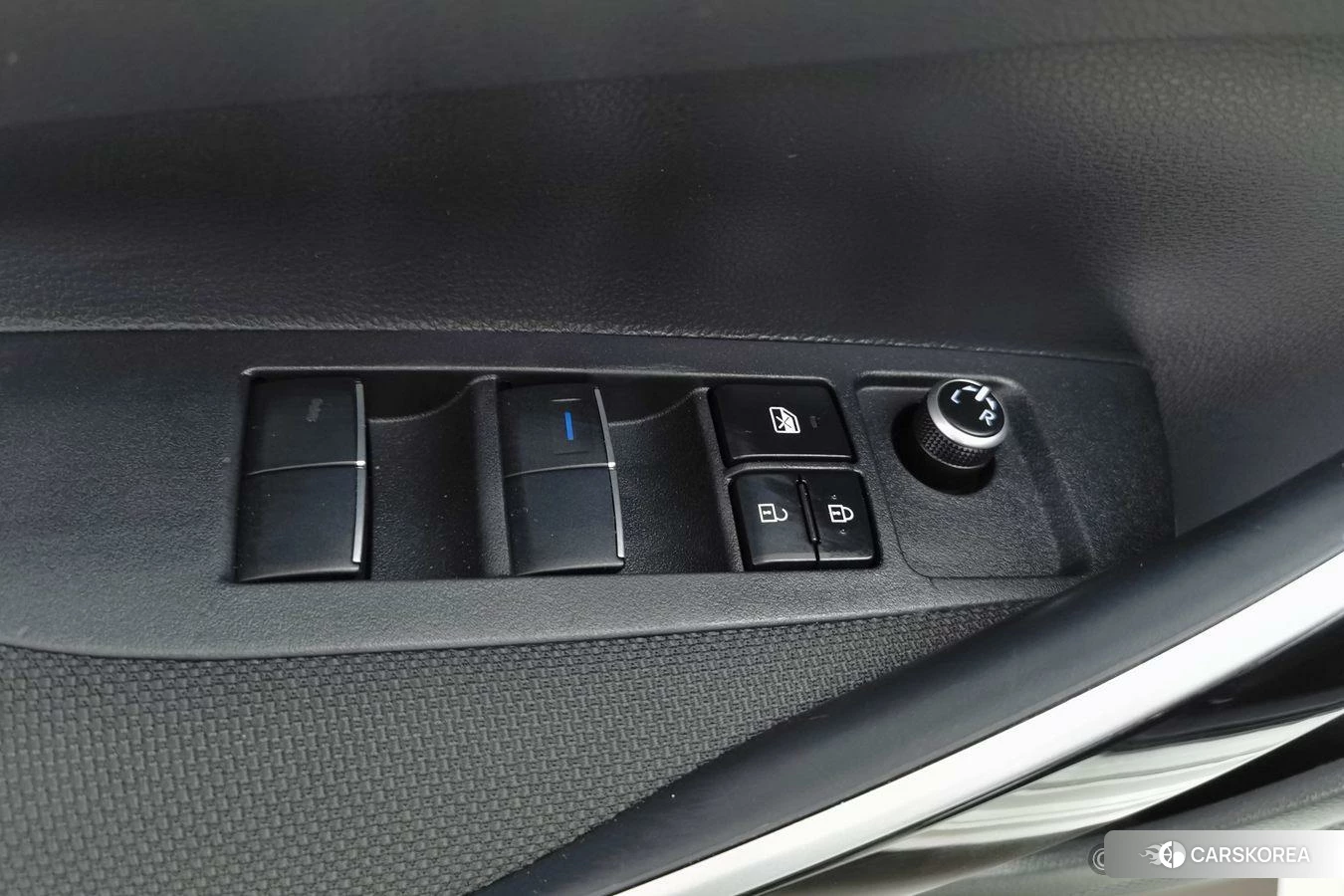Toyota Lei Ling id 4455107 из Китая 21
