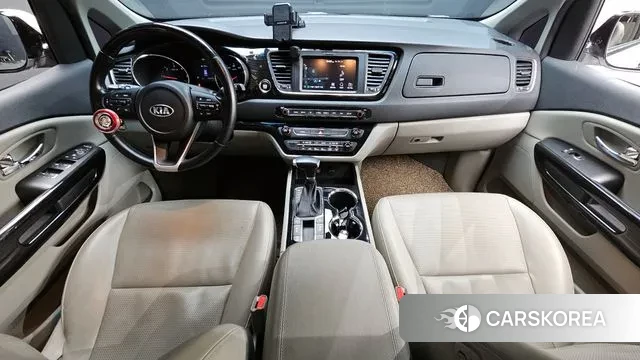 Kia The New Carnival id 3557591 из Кореи 17