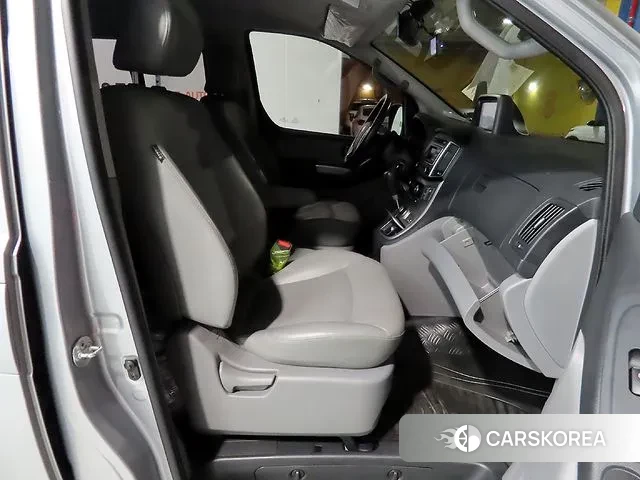 Hyundai The New Grand Starex id 3574261 из Кореи 17