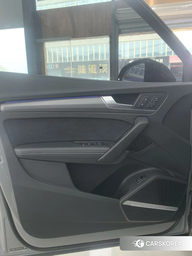 Audi Q5L Sportback id 4279178 из Китая 19