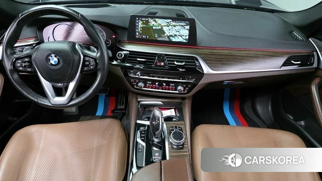 BMW 5 Series (G30) id 3880228 из Кореи 17