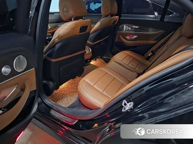 Mercedes-Benz E-Class W213 id 3573741 из Кореи 13