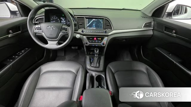 Hyundai Avante AD id 4188520 из Кореи 17