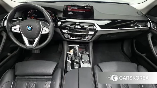 BMW 5 Series (G30) id 3407681 из Кореи 17