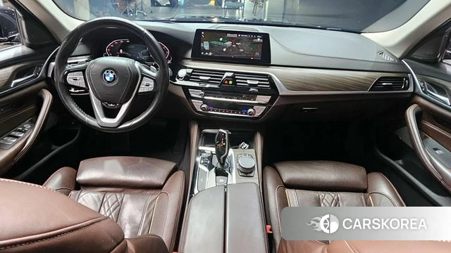 BMW 5 Series (G30) id 3866537 из Кореи 17