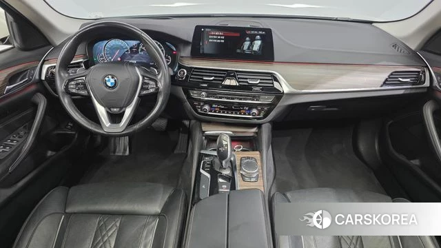 BMW 5 Series (G30) id 4615228 из Кореи 30