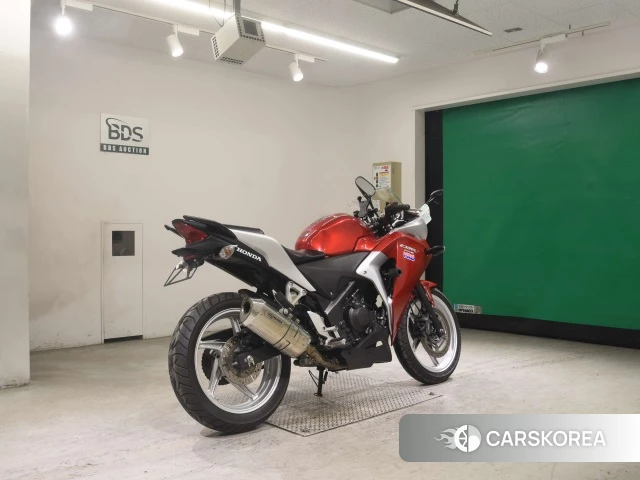 Проданный Honda CBR250R ABS 2011 из Японии, фото 5