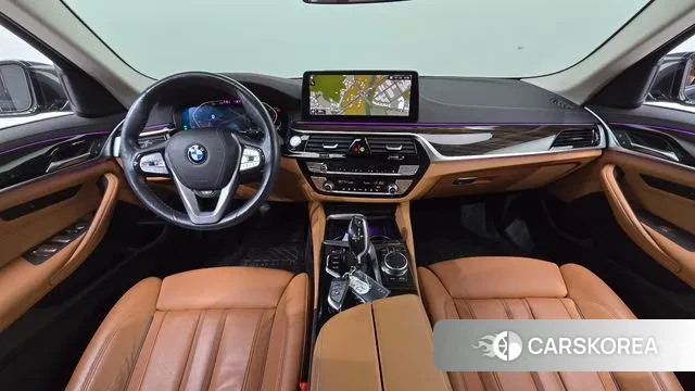 BMW 5 Series (G30) id 3360516 из Кореи 17