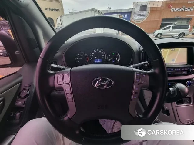 Hyundai The New Grand Starex id 3098275 из Кореи 17