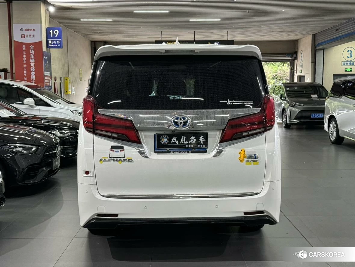 Toyota Elfa id 4515223 из Китая 7