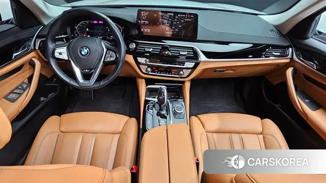 BMW 5 Series (G30) id 3566588 из Кореи 17