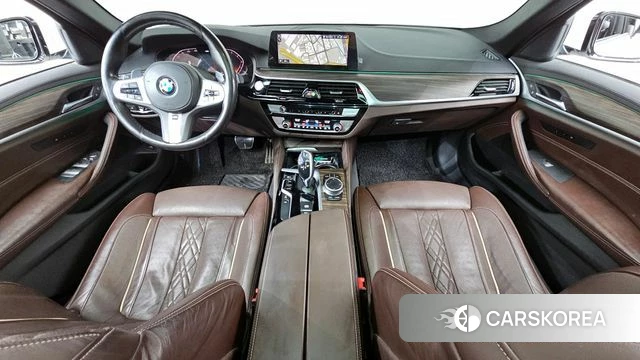 BMW 5 Series (G30) id 4180033 из Кореи 17