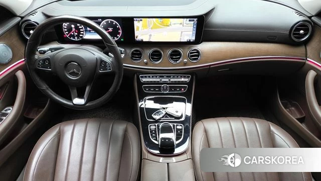 Mercedes-Benz E-Class W213 id 4543585 из Кореи 35