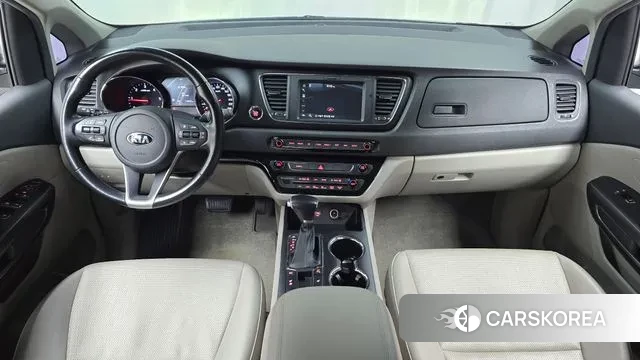 Kia The New Carnival id 3742504 из Кореи 17