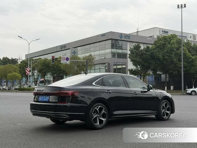 Volkswagen Passat id 4290492 из Китая 7