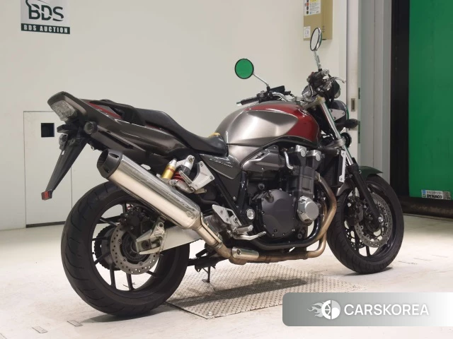 Проданный Honda CB1300SF 2016 из Японии, фото 2
