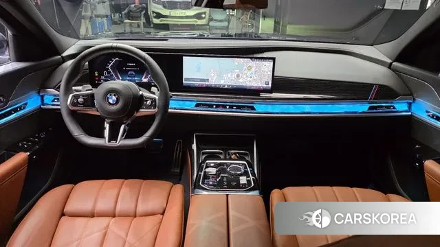 BMW 7 Series (G70) id 3739144 из Кореи 17