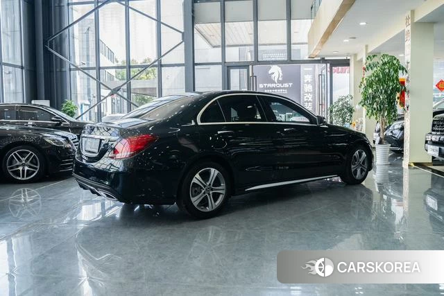 Mercedes-Benz Class C id 4216975 из Китая 36
