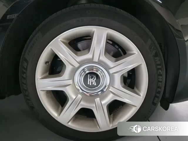 Rolls-Royce Ghost id 3071722 из Кореи 16