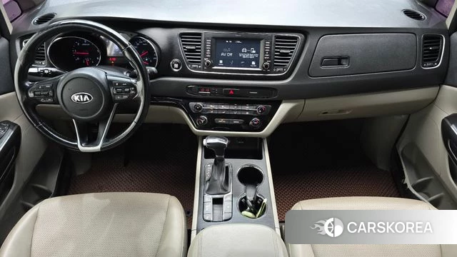 Kia The New Carnival id 4672808 из Кореи 17